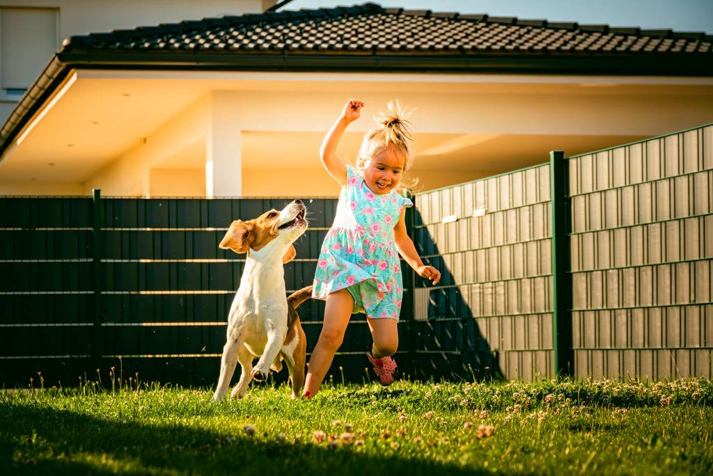Tricks to Design a Safe and Beautiful Landscape for Kids and Pets