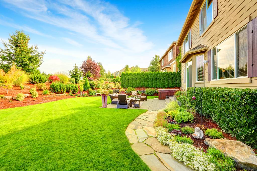 How to Choose the Right Landscape Design for Your Home